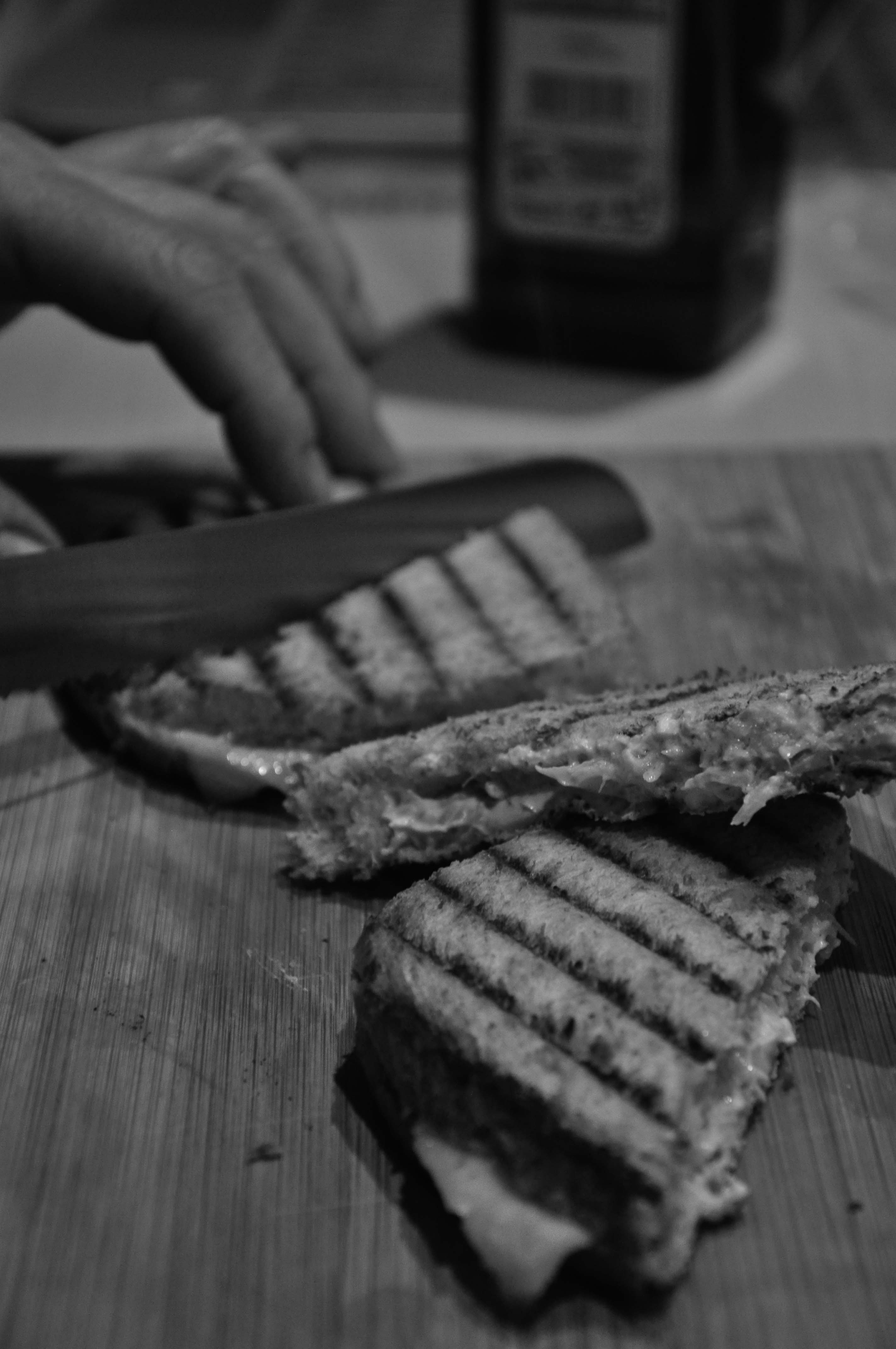 Croque met zalm en geitenkaas